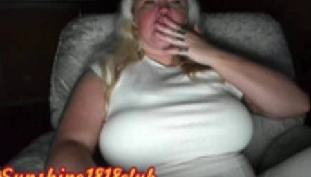 Chaturbate sunshine1818club angela big tits squirt cam recording January 2nd