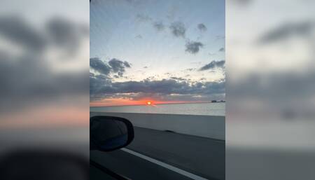 I love playing with my pussy