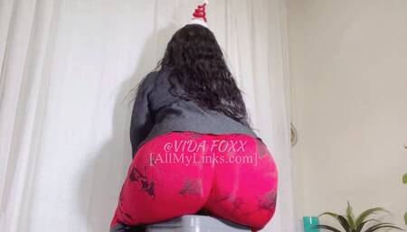 Goddess is Spreading Holiday Farts