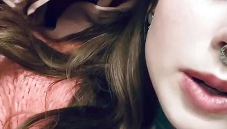 She wants to CUM ON YOUR FACE!!
