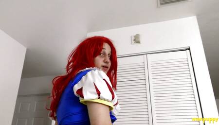 Kinky Elis Ataxxx wears a princess dress and shows his ass
