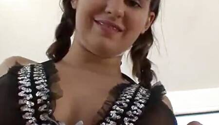 Cute lingerie teen kacey masturbates