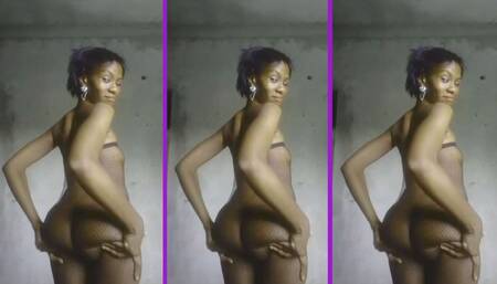 Slender MILF Masturbates with Lipstick