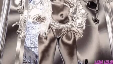 She's a Man Beater Machine feat Lana Luxor - TNT Jackson Blaxploitation Cosplay (WMV)