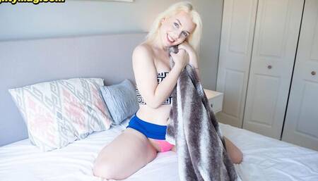 Elegant and hot morning solo play with a blonde Kimberly Vader