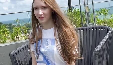 Met a girl on vacation and fucked her in his hotel room