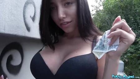Brunette Lola Bulgari gets her face covered with cum after sex