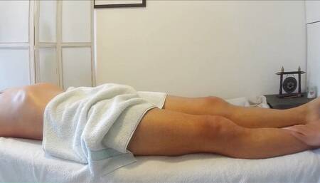 Perfect Asian Massage Parlor with Handjob