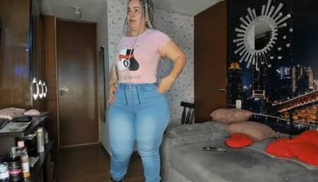 Kristen Hill BBW modeling jeans, squats