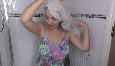 Mousse my curly hair with me