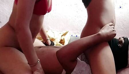 threesome sex with step sister and her best friend hindi audio