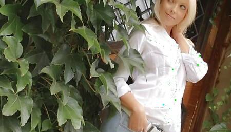 Jana Cova needs wet orgasm