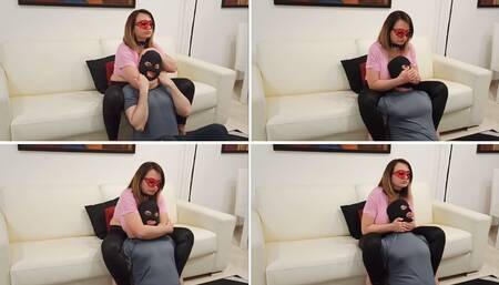 105 - Neck squeezing and handsmother in living room - part1