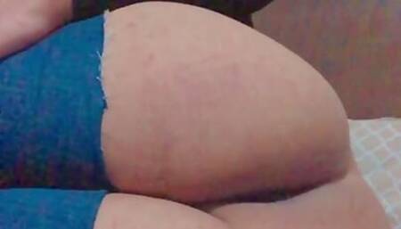 Femboy bubble butt
