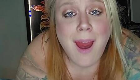 Sex pillow fuck with full orgasm