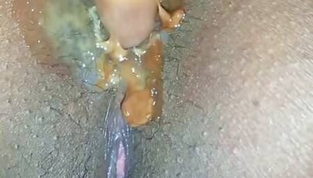 Choclate lagage Gand far diya moti bhabhi ki