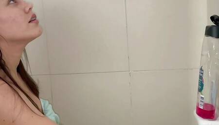 I call a plumber to fix my shower but he ends up fucking me hard until he cums in my mouth.