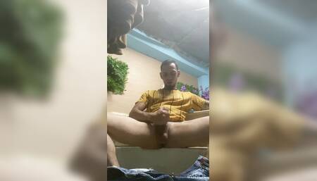 I masturbate on video call while talking to my girlfriend