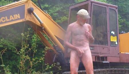 WANK OUTDOOR UNDER HAIL OF COLD STORM