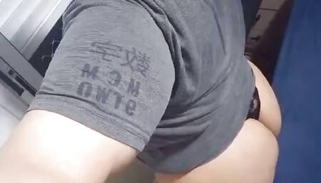 Showing off my Fat butt