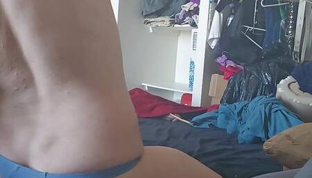 20 minutes of a bi dad trying to be sexy