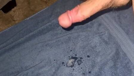 Big cumshot on snap