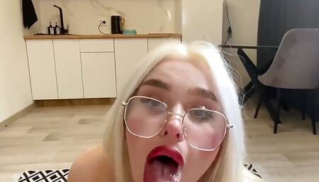 Hot realtor Blondessa swallowed cock and got fucked to sell a house