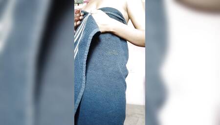 Indian Hot Skinny Girl's Hot Ass Fucking Hindi Clear Audio