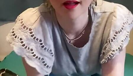 MILF Roxie Plays With Her Pussy and Winks Asshole