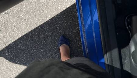 Juliette on a real Pedal Pumping and Revving clip - FOR MOBILE DEVICES USERS - NO POLISH - NATURAL NAILS - PEDAL PUMPING - REVVING - FLATS - LONG TOENAILS - BAREFOOT