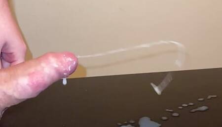 Handsfree cumshot! (very hard)