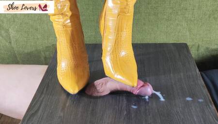 Yellow boots bootjob shoejob ruined orgasm double cumshot no bgm 4k