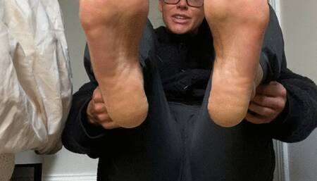 You are an Embarrassing Foot Slave - Soles Scrunching, Submissive Training Trash Talk