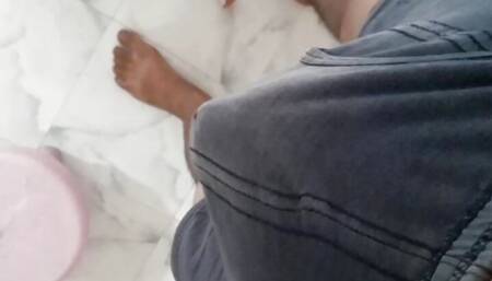 Masterbat in bathroom