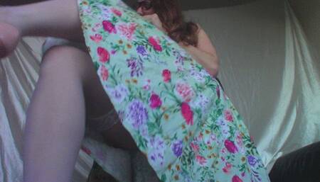 Upskirt White Panties (mkv)