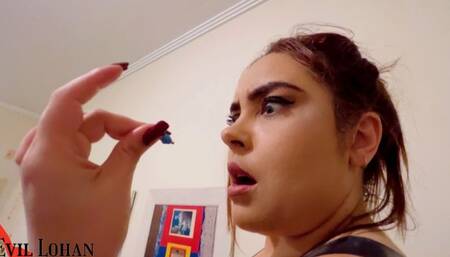 Evil Lohan: Sweaty giantess wearing latex and boots