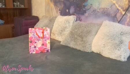 Forgotten gift: giantess tease and vore