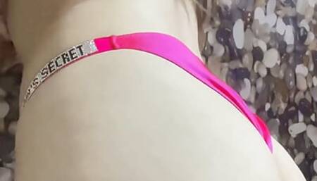 In the shower I masturbate in front of the camera and cum under the running water