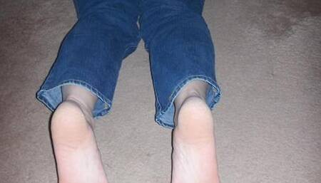 Carnivorous Kingdom Episode 2 - female barefoot, 720res video and extra shoot