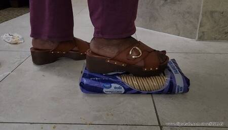 Oh how the cookie crumbles