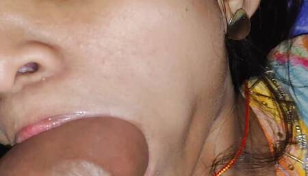Muh me mota lund dal kar kiya deep throat blowjob aur fir jorse chod kar faara boor.