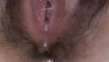 Wet pussy grool