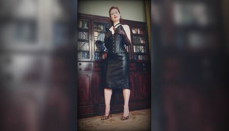 Admire my new leather outfit