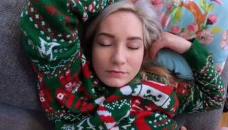 Eva Elfie comes home for christmas and stepbrother fucks her while napping