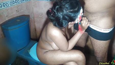 Sri Lankan couple Bathroom Sex