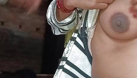 Desi wife indian desi but chudai gad chudai India bhabhi