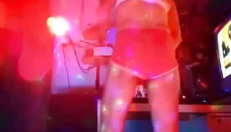 mariaputa celebrating the year 2024 dancing