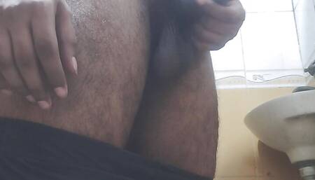 In the night I masturbated in the bed sheet