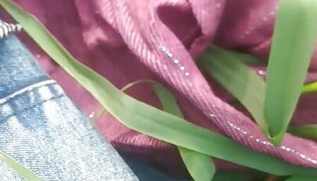 Sarson ke khet me girlfriends ko choda