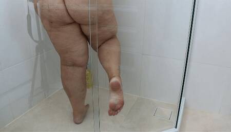 Juliette-rj invites you to her delicious shower, just "cum" LOL - BBW BODY - FAT ASS - FEMALE - FAT PUSSY - THICK THIGHS - THICK BODY - SHOWER FETISH - VOYERISM - SHOWER SCENES - ASS FETISH - WET FEET
